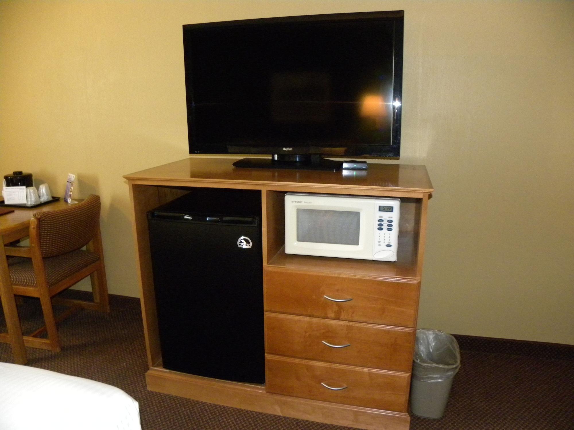 New Victorian Inn & Suites Kearney Bagian luar foto